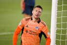 Ajax signed PSV s big goalkeeper for Onan s injury