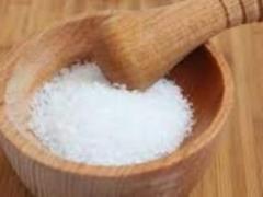 Медики розповіли, як сіль впливає на внутрішні органи