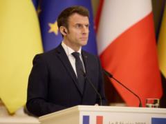 Macron and Scholz called on Putin to immediately cease fire