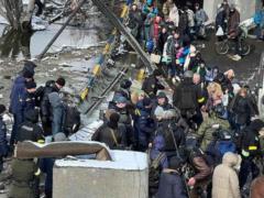 Российский враг всеми силами пытается выманить гражданских на свою территорию
