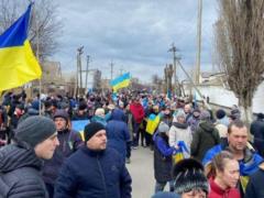 В Мелитополе люди вышли на митинг с требованием освободить мэра