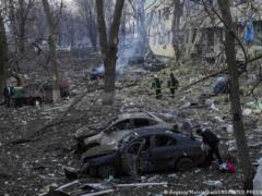 Оккупанты продолжают попытки захвата Изюма, Мариуполя и Северодонецка