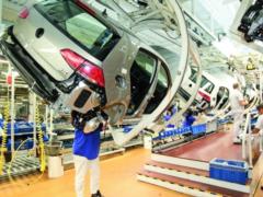Немецкие автогиганты BMW и Volkswagen приостанавливают производство из-за нехватки деталей из Украины