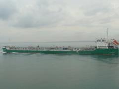 Swedish port workers blockade Russian-linked ships