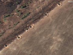 The Russian enemy began to dig in on their positions near Kiev