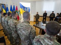 Зеленський нагородив бійців КОРДу