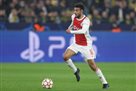 Mazraoui: My Butt on the Field - Dani Alves