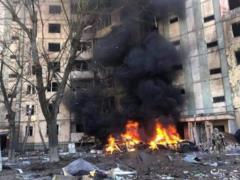 A fire broke out in Kyiv due to shell fragments: there are victims