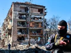 The occupiers fired at the parking lot of the shopping center in the Podolsky district of Kyiv, there are dead