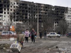 Оккупанты насильно вывозят тысячи жителей Мариуполя в Россию, автобусы для эвакуации в Запорожье заблокированы