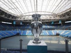 УЕФА немедленно отклонит заявку России на проведение чемпионатов Европы по футболу