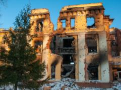Учеба в условиях войны: как школьникам доучиться и получить аттестаты