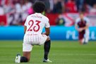 Barcelona live ahead of Kunde in the match against Sevilla