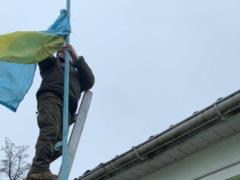 Под Киевом освобожден еще один поселок - в Немишаево водружен украинский флаг