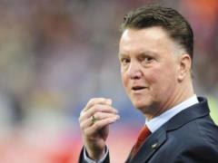 The legendary European football coach was diagnosed with cancer