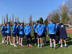Lucescu urged the players to follow the example of the Ukrainian Armed Forces at Dynamo training