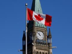 Canada organizes evacuation flights for Ukrainian refugees in Europe