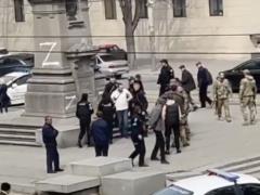 В Днепре обожатели  русского мира  осквернили памятник Пушкину