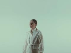 «Я не просила рятувати мене кулями»: гурт The Hardkiss випустив нову пісню