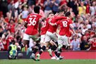 Premier League. Manchester United beat Norwich to Ronaldo s hat-trick, Arsenal give up Southampton