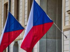 Россия хочет запретить Чехии поставлять советскую технику Украине