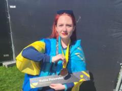 The daughter of a Ukrainian volunteer captured by Russian troops won a medal at the Invictus Games