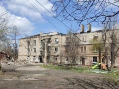 Оккупанты обстреляли Новодружеск: разрушены дома, город без газа — глава Луганской ОВА