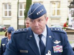 Ex-NATO commander: Russia deters the West with nuclear threats, it should not be so
