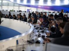 Senior US, Ukrainian and EU Officials Leave G20 Meeting During Russia s Speech