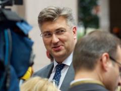Croatian prime minister refuses to communicate with pro-Russian president