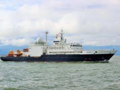 US to ban Russian ships from its ports - Biden