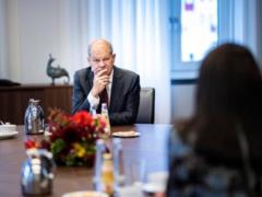 Шольц заявил, что делает все для предотвращения третьей мировой войны