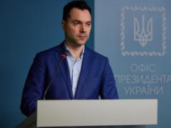 За добу українська армія знищила 17 повітряних цілей, відбила 12 атак та знищила 28 одиниць техніки — Арестович