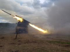 Окупанти обстріляли із систем залпового вогню громаду на Дніпропетровщині