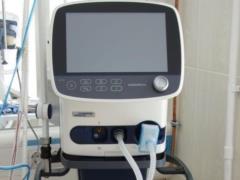 Occupants take out ventilators from Mariupol