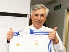 Real Madrid head coach celebrates unique achievement in football history