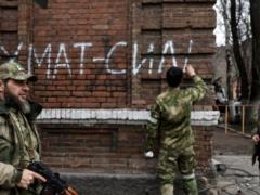 The Kadyrovites are so carried away by looting that they even steal from the Russian military