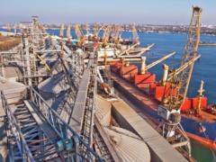 By blocking Ukrainian ports, Russia is deliberately waging a  
