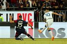 Inter remig Cagliari and save a chance for the championship