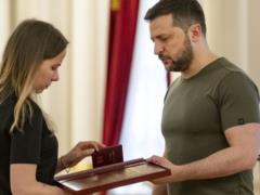 The President presented the orders  