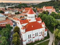 Lithuania asks the Ecumenical Patriarch to help separate from the Moscow Patriarchate