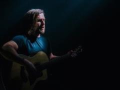 WITHOUT OBMEZHEN touched by a poignant song and a clip about the war