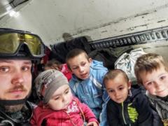 Patrol police officers evacuated 31 civilians from Lisichansk, including 13 children