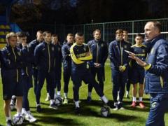 Стала известна окончательная заявка сборной Украины на матч против Шотландии