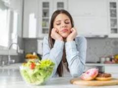 How to relieve stress: what foods will help you cope - advice from a nutritionist
