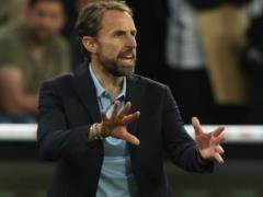 Southgate: I feel good criticism, I don t work to represent it, change it in my work