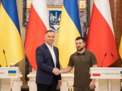 Дуда сподівається, що після передачі озброєнь Україні союзники заповнять дефіцит зброї, що виник