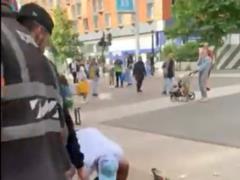 Former opponent of Vitali Klitschko knocked out a hooligan on the street with a blow to the head: video
