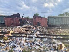Российские войска уничтожили вагон с гуманитаркой для жителей Донбасса