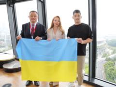 Tina Karol in Tokyo: the singer met with the head of the Japanese Olympic Committee